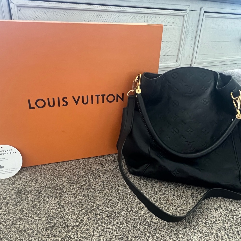 Perfect condition Louis Vuitton Empreinte black bagatelle. - Picture 2 of 15